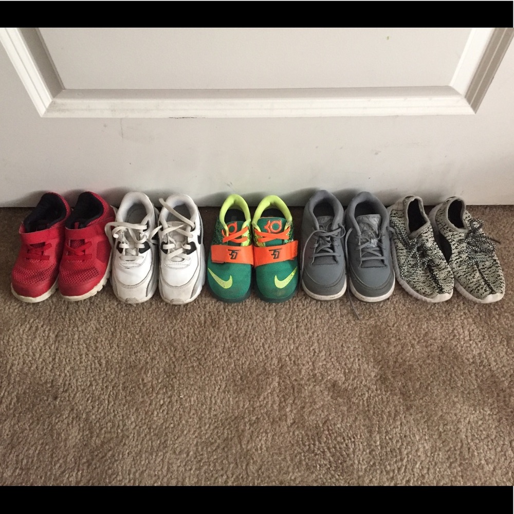 Toddler Boys shoes (used) all size 8c